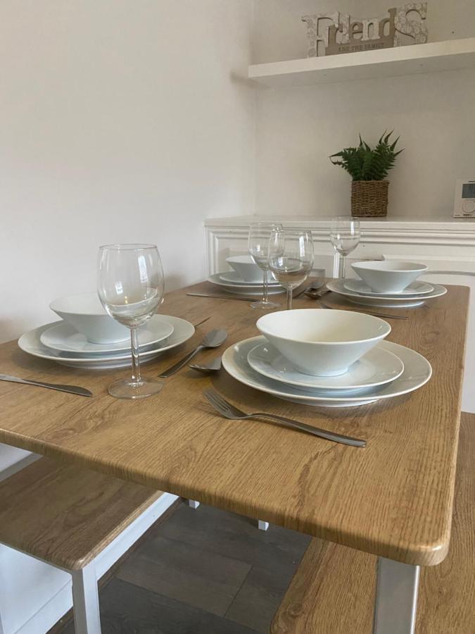 גטשהד Montrose - Perfect Contractor Stay, Own Driveway, 3 Bedrooms מראה חיצוני תמונה