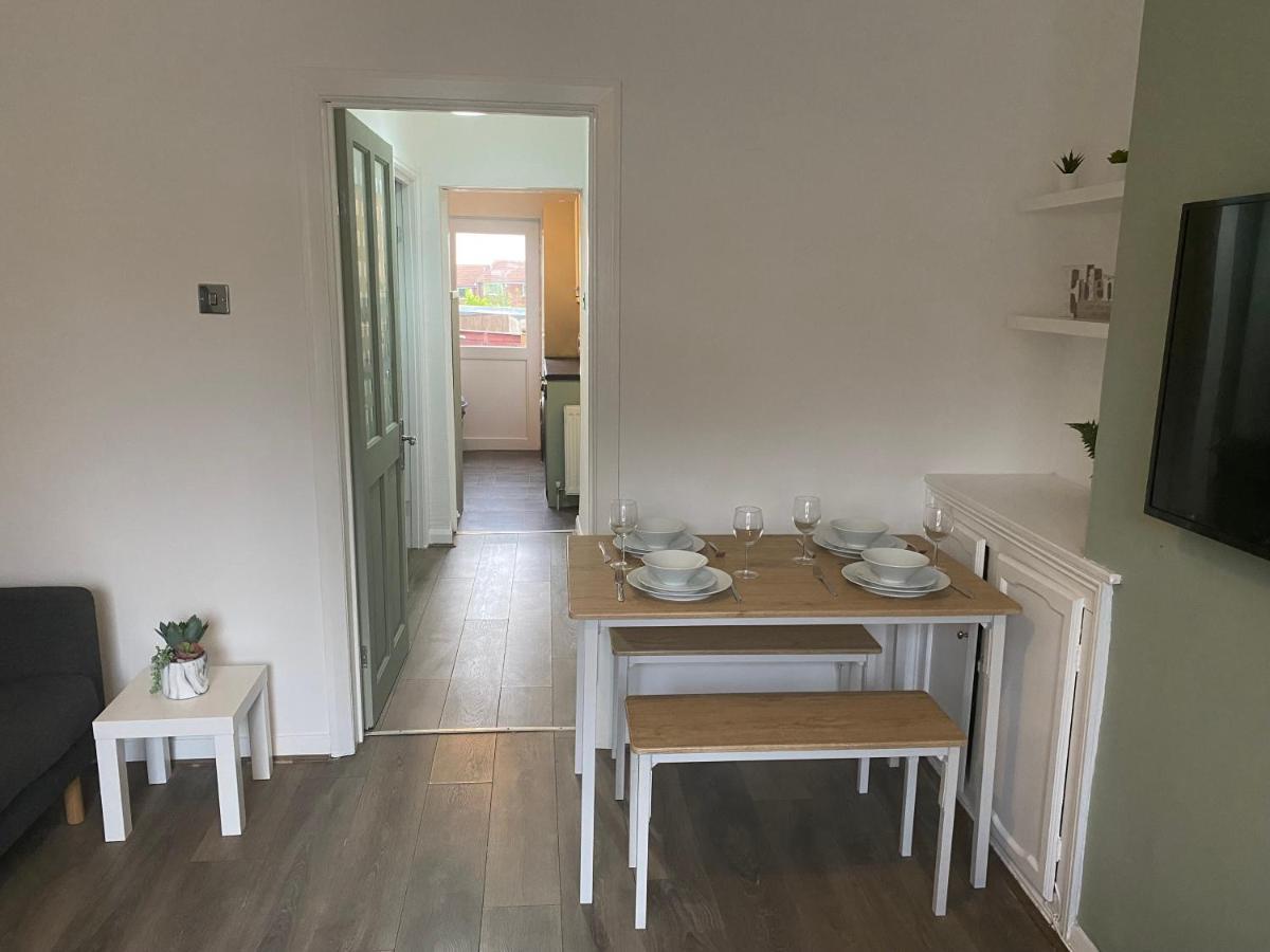 גטשהד Montrose - Perfect Contractor Stay, Own Driveway, 3 Bedrooms מראה חיצוני תמונה