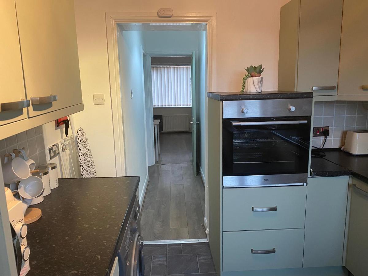 גטשהד Montrose - Perfect Contractor Stay, Own Driveway, 3 Bedrooms מראה חיצוני תמונה